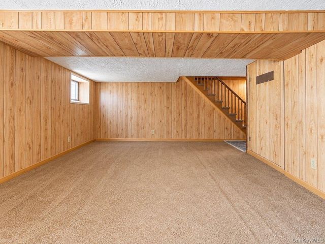 26 Huntington Drive, Yonkers, NY 10704