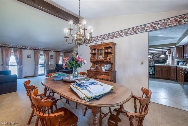 709 Oakhurst Drive, Amherst, OH 44001