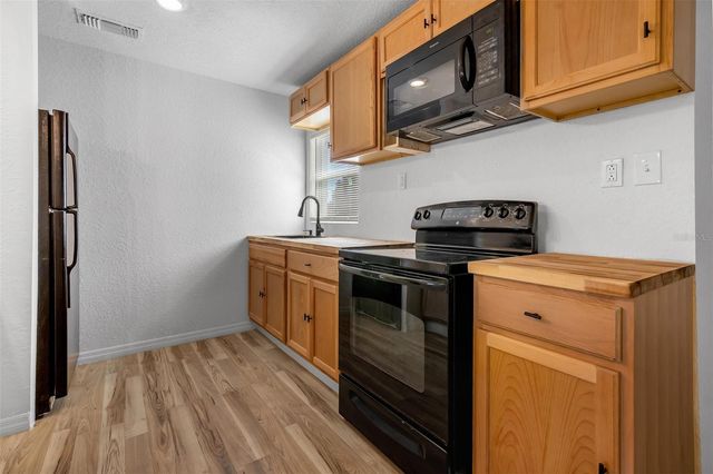 6146 DAHLIA DRIVE, Orlando, FL 32807