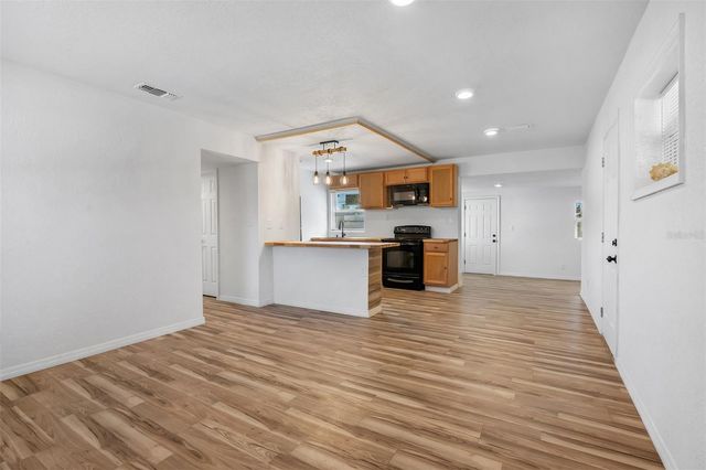 6146 DAHLIA DRIVE, Orlando, FL 32807