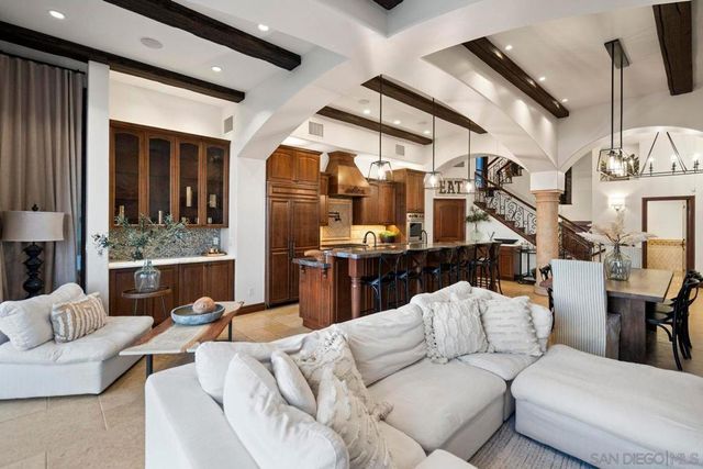 3409 ocean front walk, San Diego, CA 92109