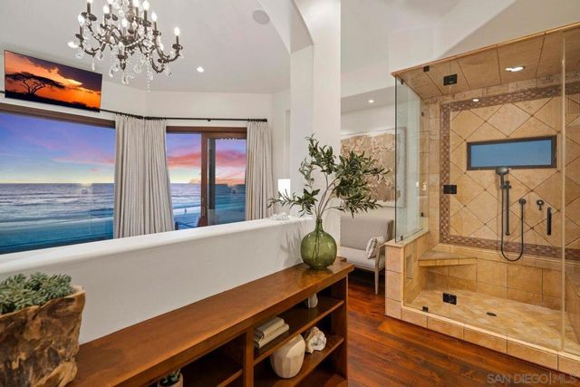 3409 ocean front walk, San Diego, CA 92109