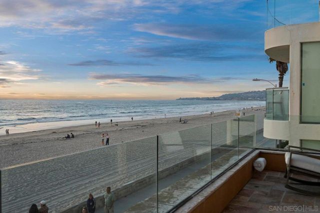 3409 ocean front walk, San Diego, CA 92109