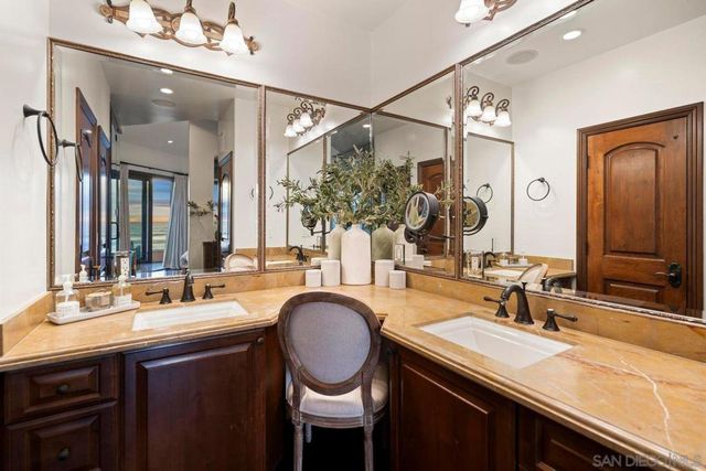 3409 ocean front walk, San Diego, CA 92109