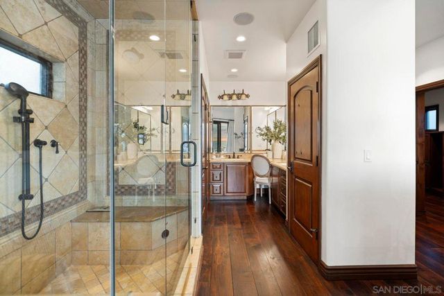 3409 ocean front walk, San Diego, CA 92109