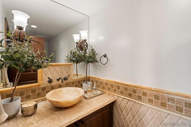 3409 ocean front walk, San Diego, CA 92109