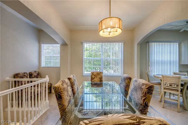 5912 Tarpon Gardens CIR 201, Cape Coral, FL 33914