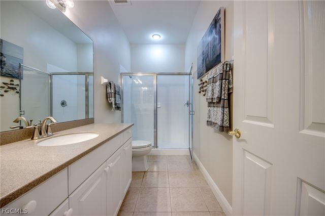 5912 Tarpon Gardens CIR 201, Cape Coral, FL 33914