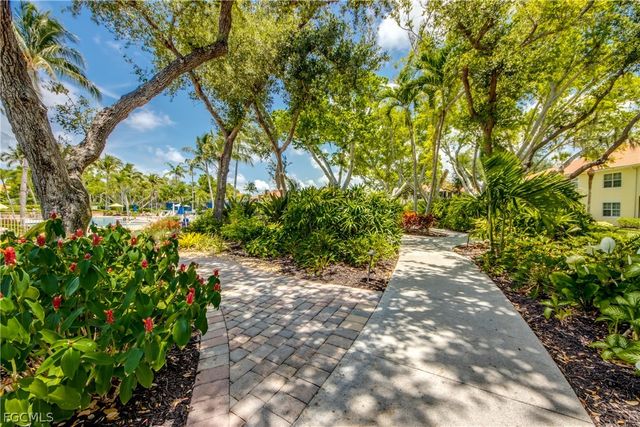 5912 Tarpon Gardens CIR 201, Cape Coral, FL 33914