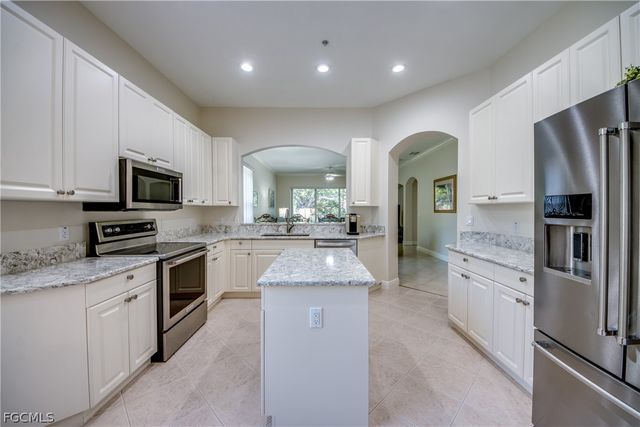 5912 Tarpon Gardens CIR 201, Cape Coral, FL 33914