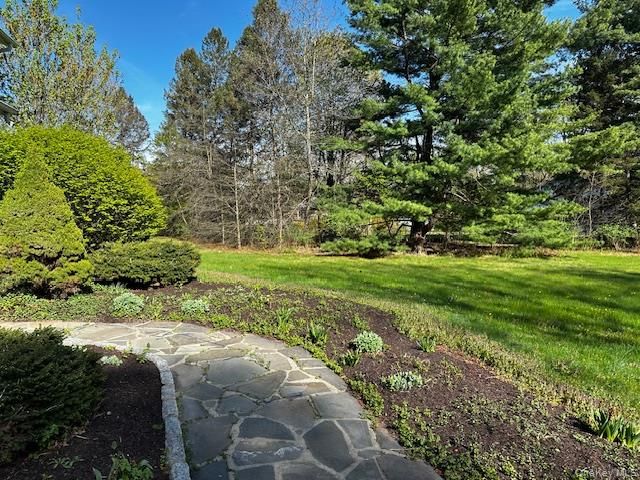 6 Fletcher Drive, Hopewell Junction, NY 12533