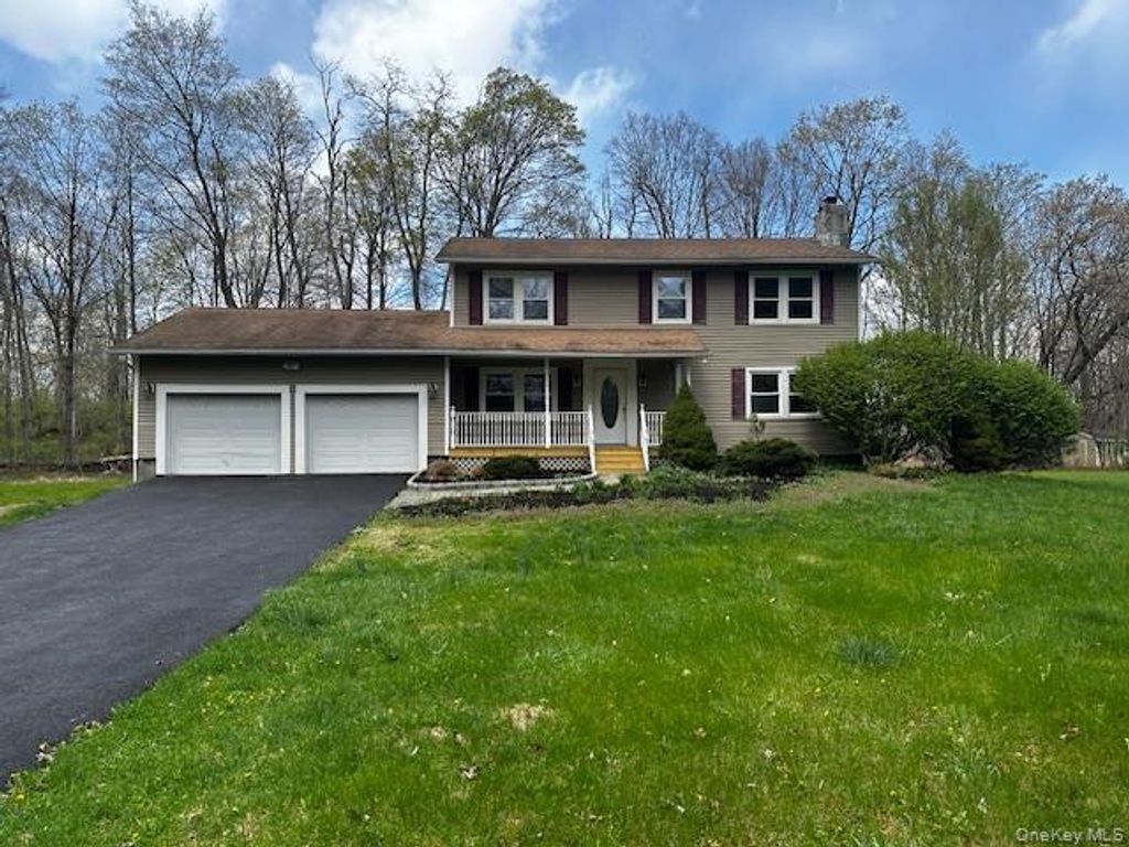 6 Fletcher Drive, Hopewell Junction, NY 12533