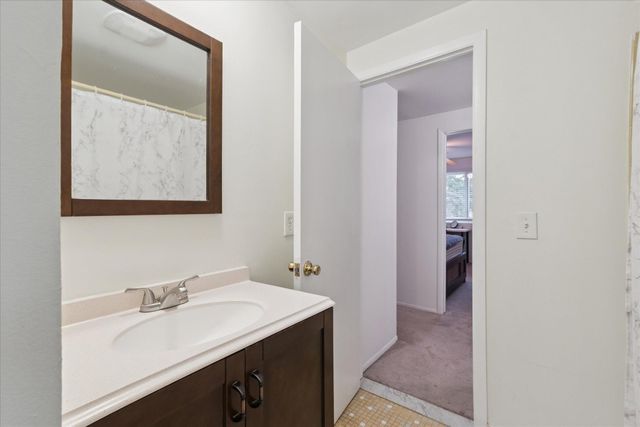 3896 Gate Drive, City Of Troy, MI 48083