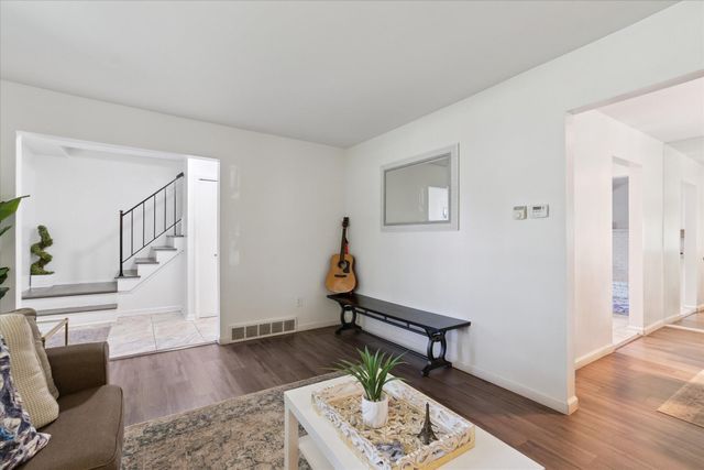 3896 Gate Drive, City Of Troy, MI 48083