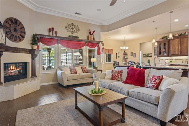 4401 Garnet Court, Bakersfield, CA 93308