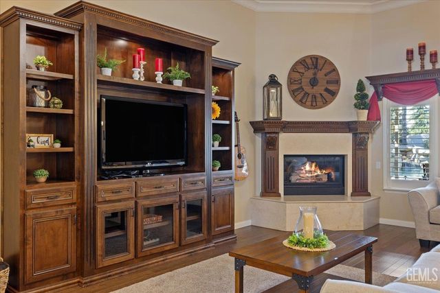 4401 Garnet Court, Bakersfield, CA 93308