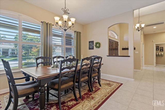 4401 Garnet Court, Bakersfield, CA 93308