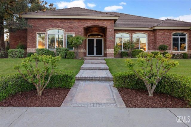 4401 Garnet Court, Bakersfield, CA 93308