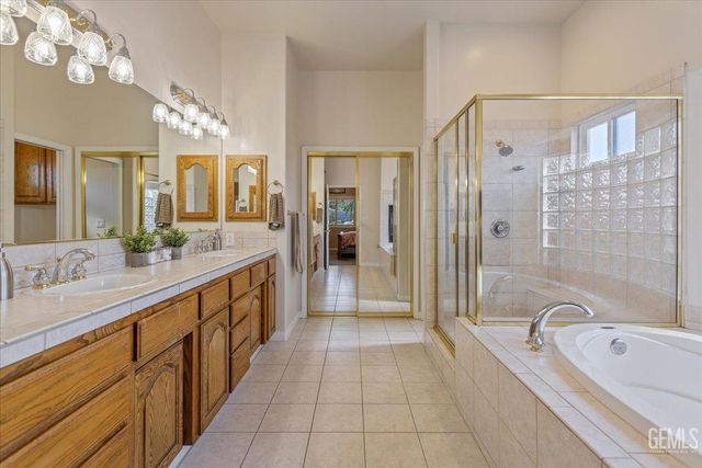 4401 Garnet Court, Bakersfield, CA 93308