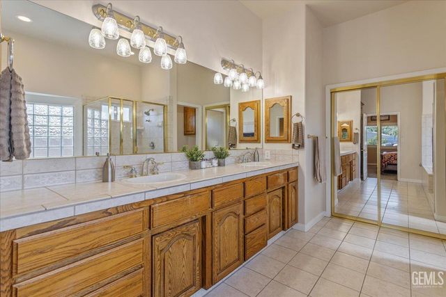 4401 Garnet Court, Bakersfield, CA 93308