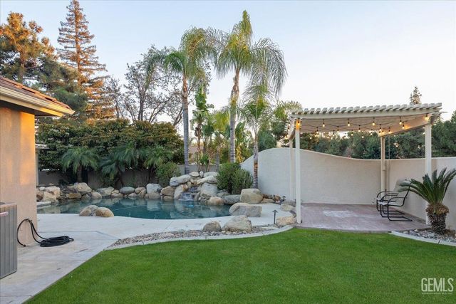 4401 Garnet Court, Bakersfield, CA 93308