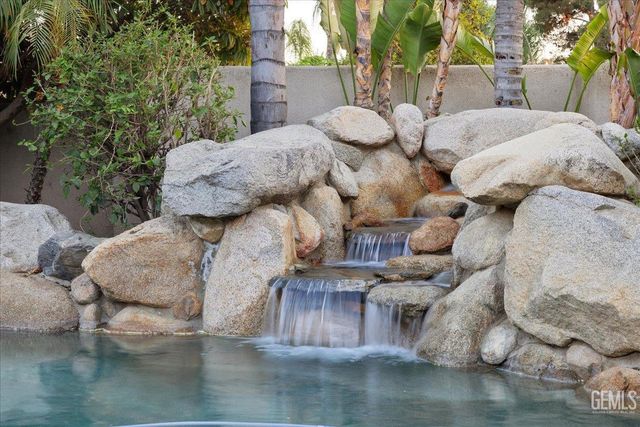 4401 Garnet Court, Bakersfield, CA 93308