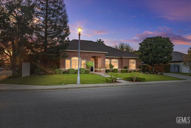 4401 Garnet Court, Bakersfield, CA 93308