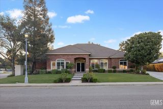 4401 Garnet Court, Bakersfield, CA 93308