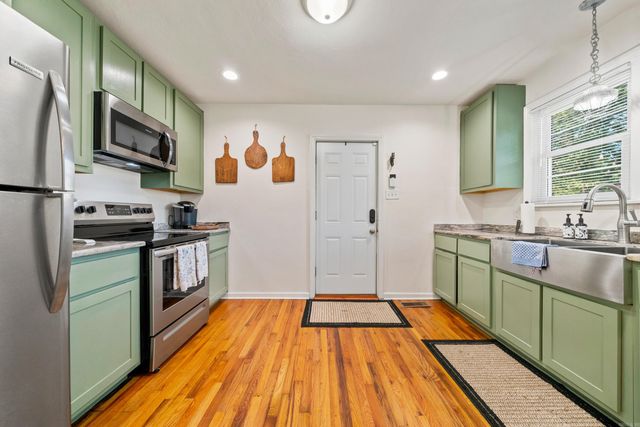 104 E St. Louis Street, Hot Springs, AR 71901