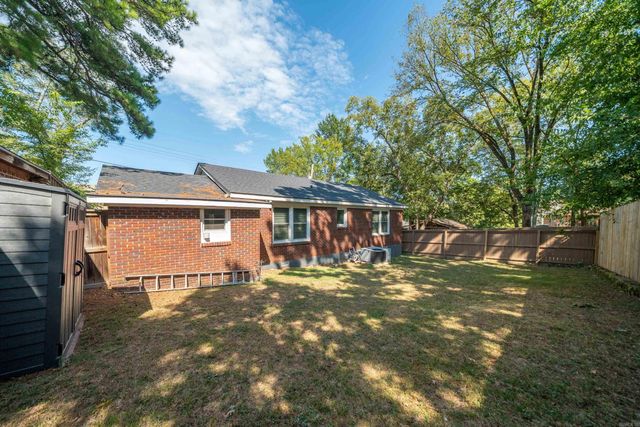 104 E St. Louis Street, Hot Springs, AR 71901