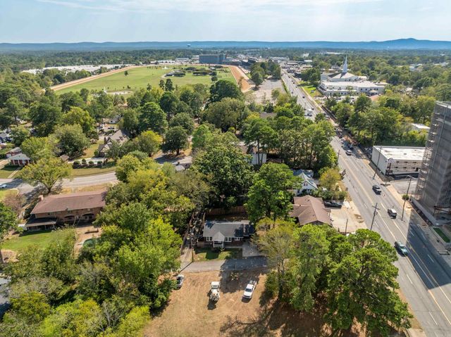 104 E St. Louis Street, Hot Springs, AR 71901