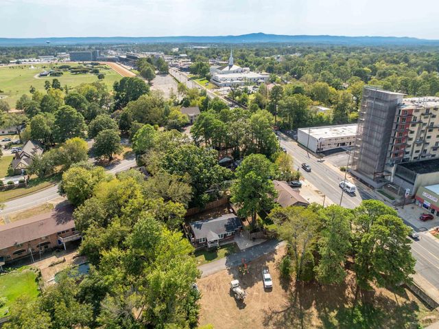 104 E St. Louis Street, Hot Springs, AR 71901