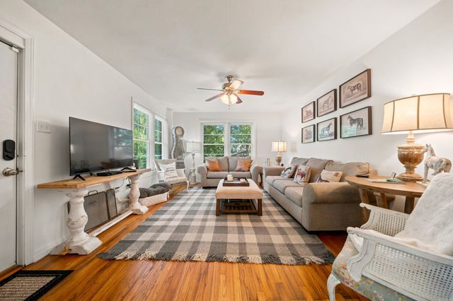 104 E St. Louis Street, Hot Springs, AR 71901