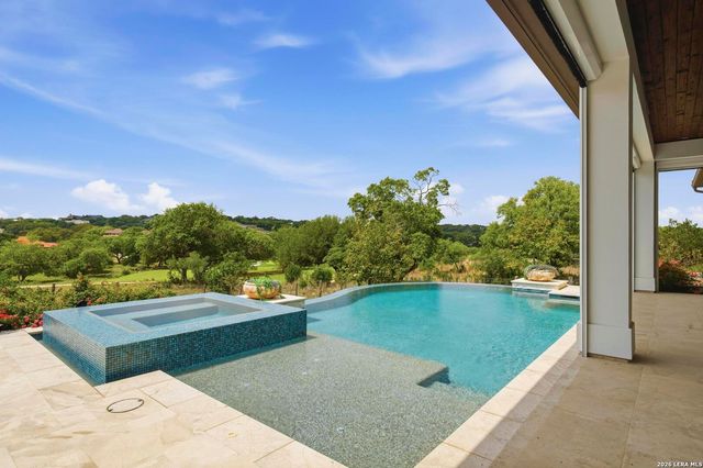 3728 CLUBS DR, Boerne, TX 78006