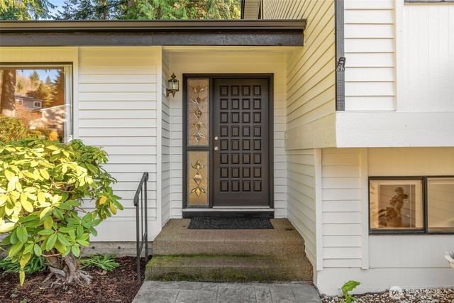 5820 141st Place SE, Bellevue, WA 98006