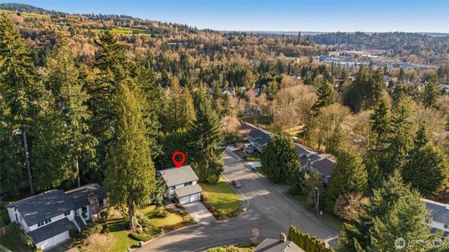 5820 141st Place SE, Bellevue, WA 98006