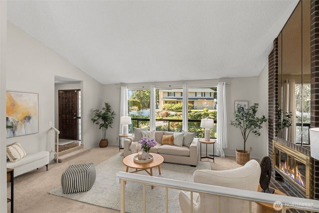 5820 141st Place SE, Bellevue, WA 98006