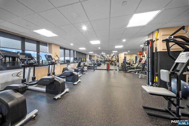 100 Carlyle Drive 10B-South, Cliffside Park, NJ 07010
