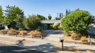 22429 Bessemer Street, Woodland Hills, CA 91367