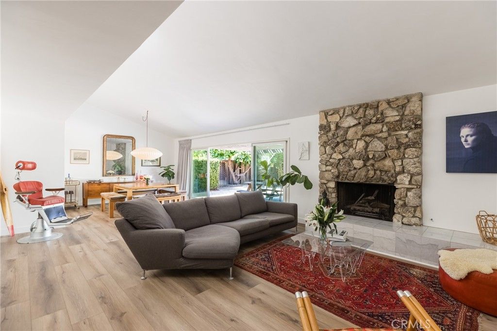 22429 Bessemer Street, Woodland Hills, CA 91367 — photo 5