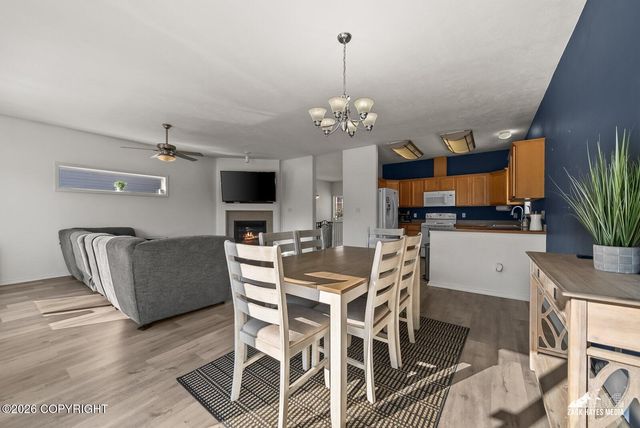 20850 Mountainside Drive, Eagle River, AK 99577