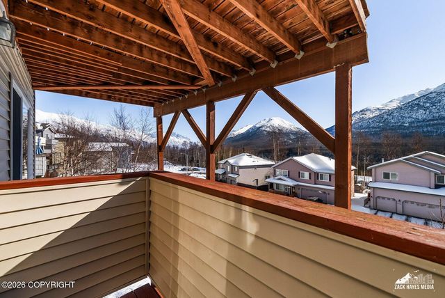 20850 Mountainside Drive, Eagle River, AK 99577