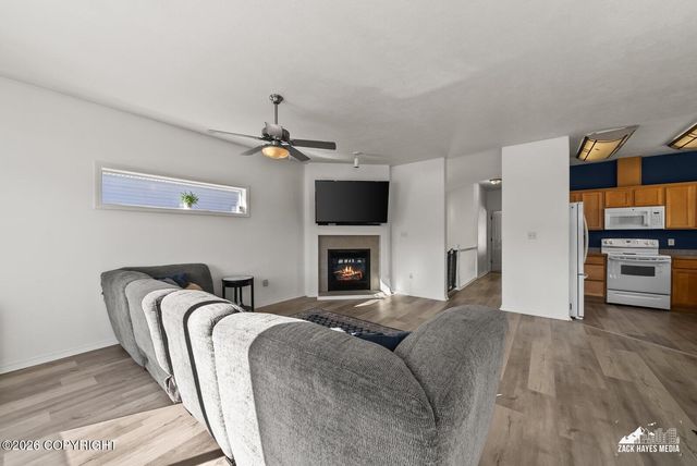 20850 Mountainside Drive, Eagle River, AK 99577