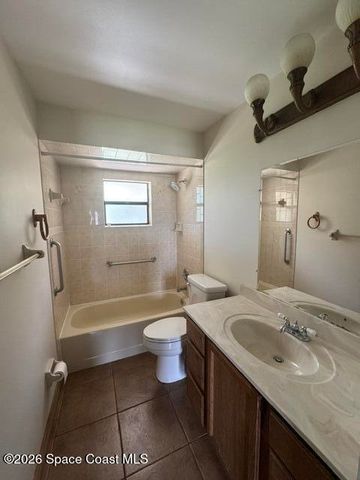 363 Emerson Drive NW, Palm Bay, FL 32907