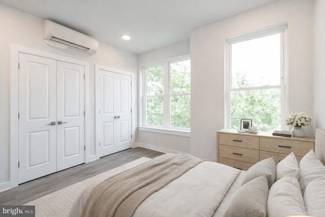 19 S 44TH ST, Philadelphia, PA 19104