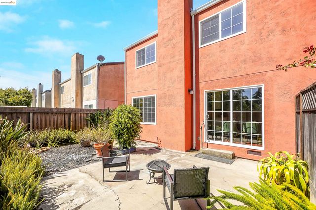 25322 Ironwood Ct, Hayward, CA 94545