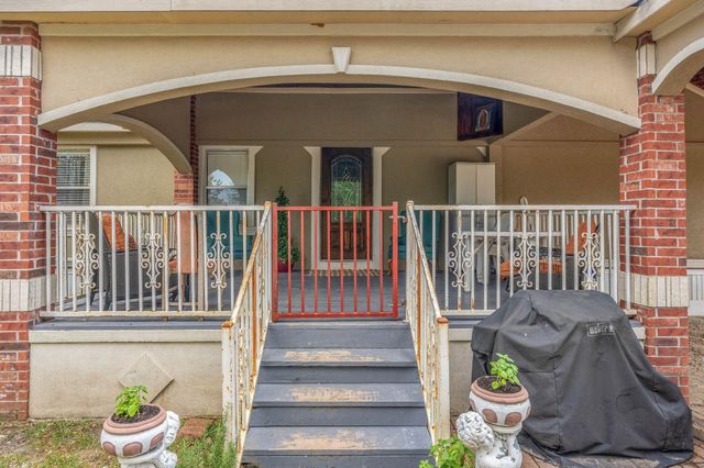 16320 Summit Oaks Drive, Conroe, TX 77303