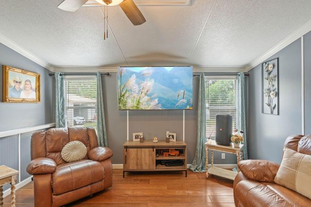 16320 Summit Oaks Drive, Conroe, TX 77303