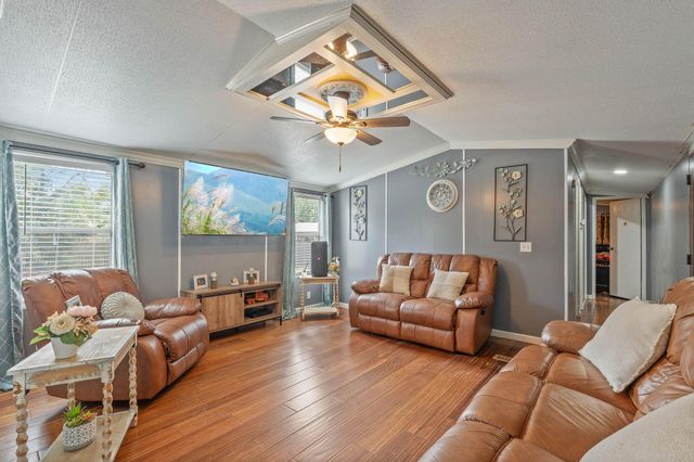 16320 Summit Oaks Drive, Conroe, TX 77303