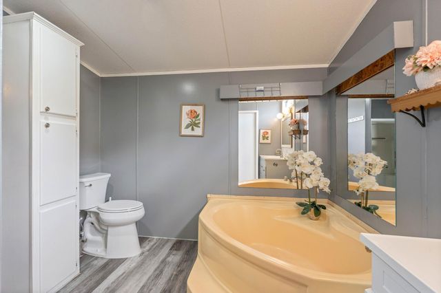 16320 Summit Oaks Drive, Conroe, TX 77303